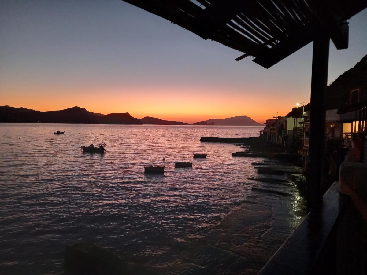 Sunset Klima Boathouse Villa Exterior photo